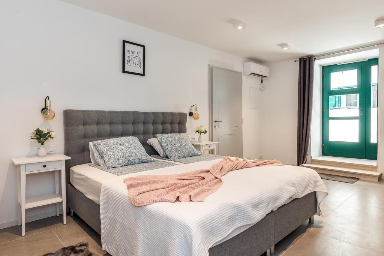 Luxury Apartments Azalea 普利莫顿 外观 照片