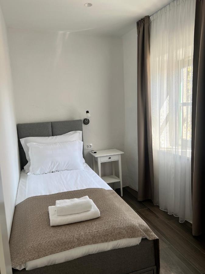 Luxury Apartments Azalea 普利莫顿 外观 照片